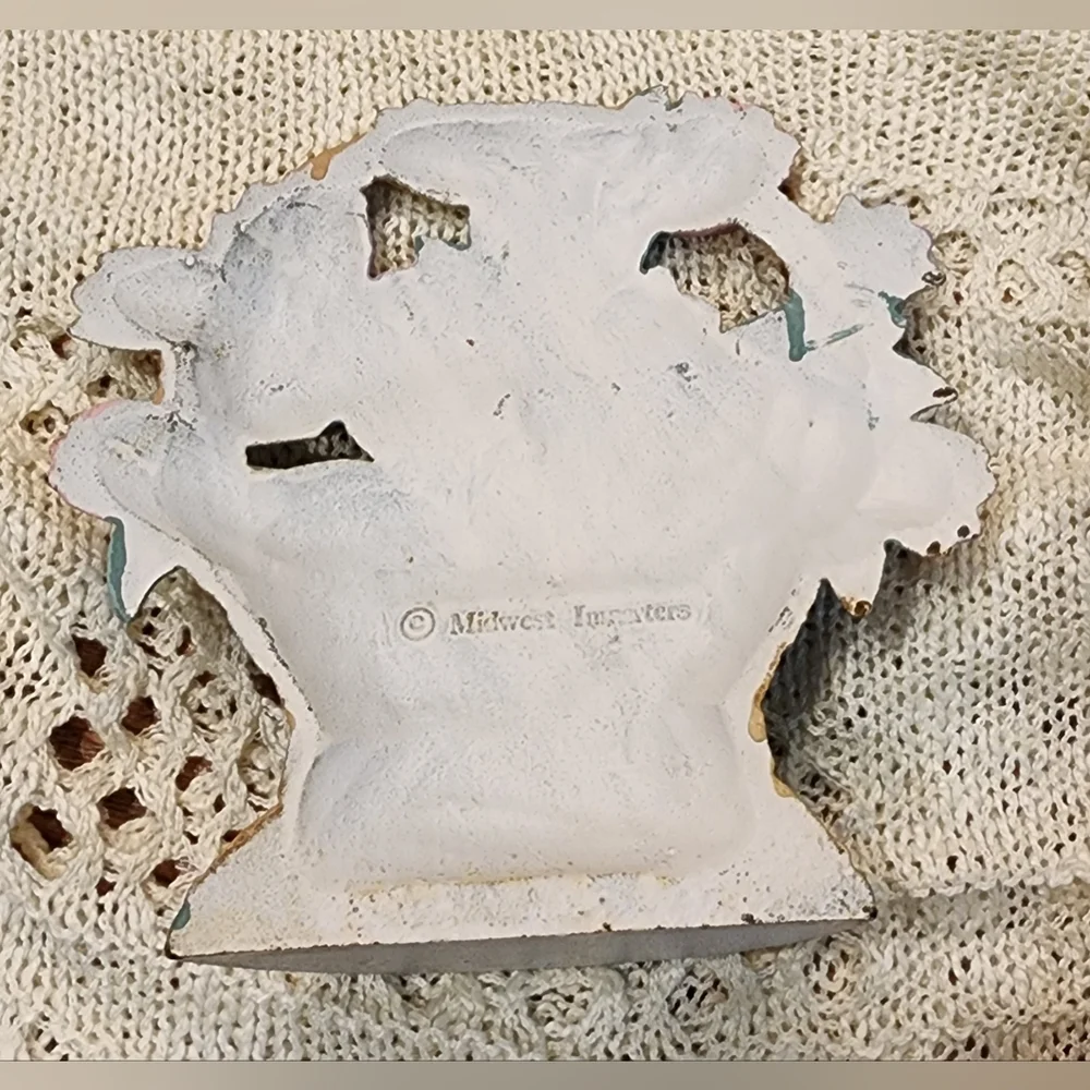 Vintage Midwest Importers of Canon Falls Tulip and Daffodil Basket Doorstop